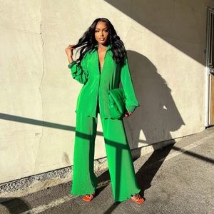 Green 2-piece pants set | PinkPlasticBabez